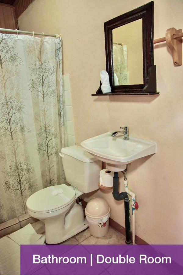 Habitación Doble con baño privado